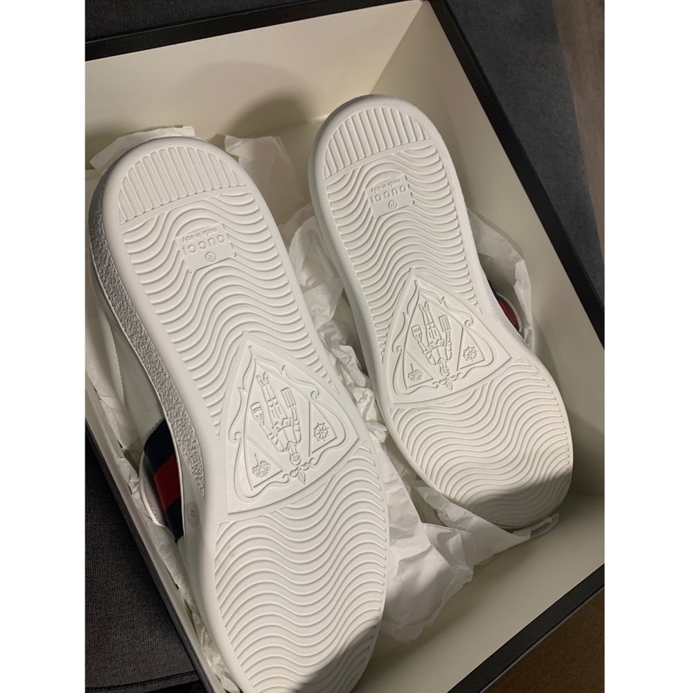 NWT - Ace Gucci Sneaker with removable patches - Picture 3 of 5